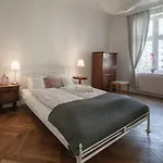 Gorgeous Old Town Tarlowska Suite